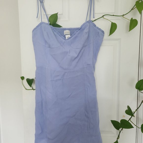 Aritzia Fable Dress - Picture 4 of 4